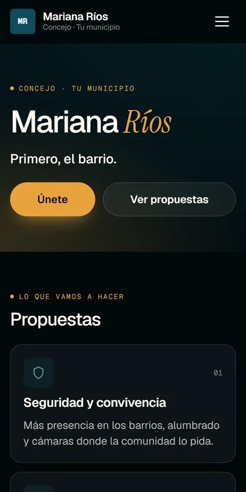 Captura de la página pública de una campaña en el celular, plantilla Candidato con datos de ejemplo: portada con botón «Únete», propuestas, agenda y llamado a inscribirse.